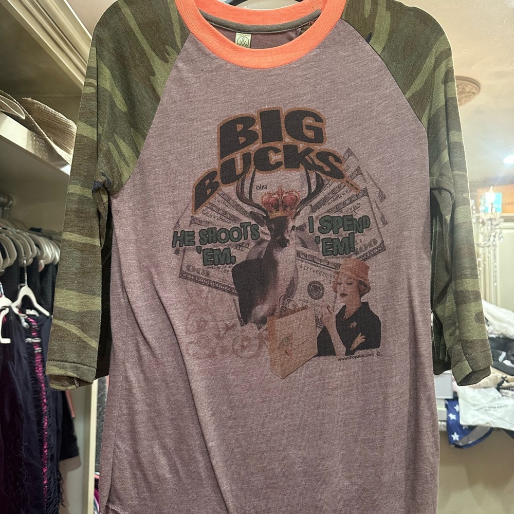 Camo Sleeve Graphic Tee with Deer Print